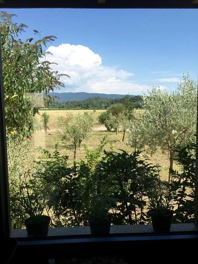 Holiday home Villa Spacieuse Avec Terrasse Et Vue Mont Ventoux Entrechaux France