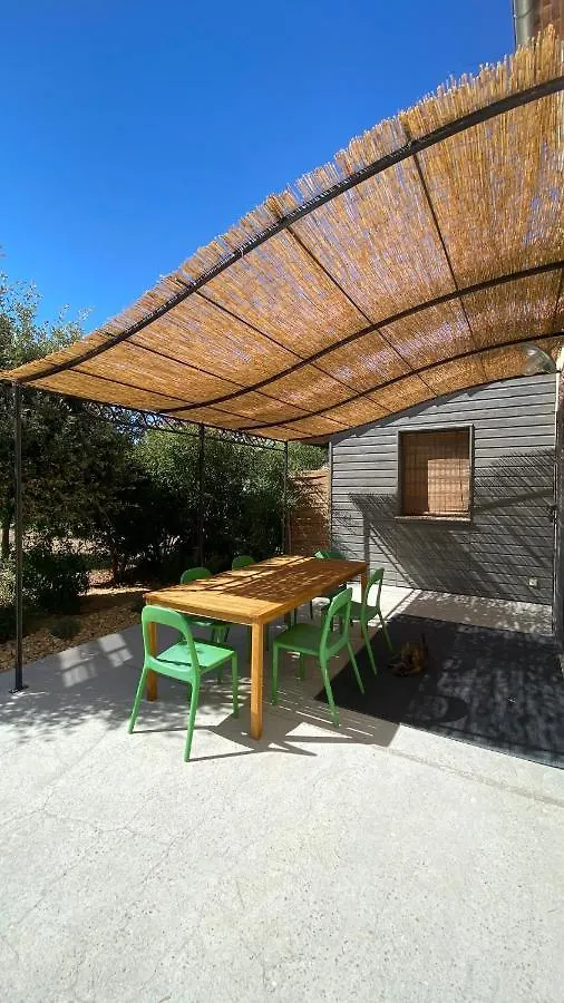 Villa Spacieuse Avec Terrasse Et Vue Mont Ventoux Entrechaux Holiday home
