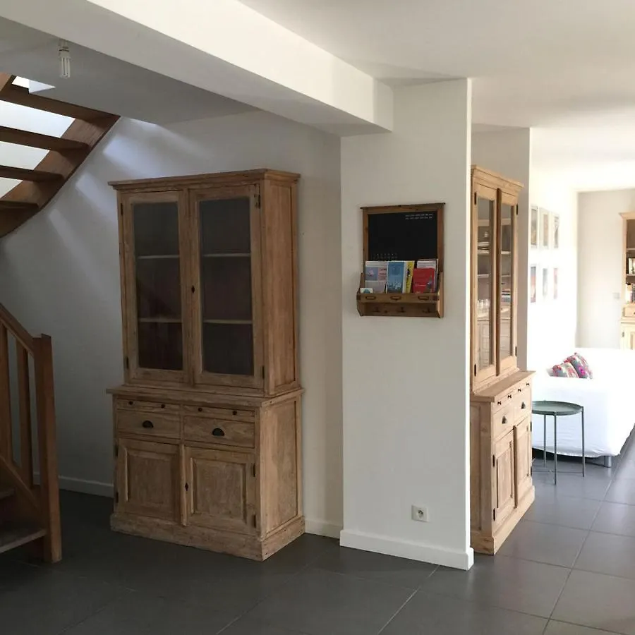 Villa Spacieuse Avec Terrasse Et Vue Mont Ventoux Entrechaux Holiday home